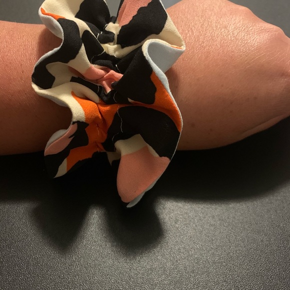 Double Ruffle Scrunchie - Picture 3 of 11